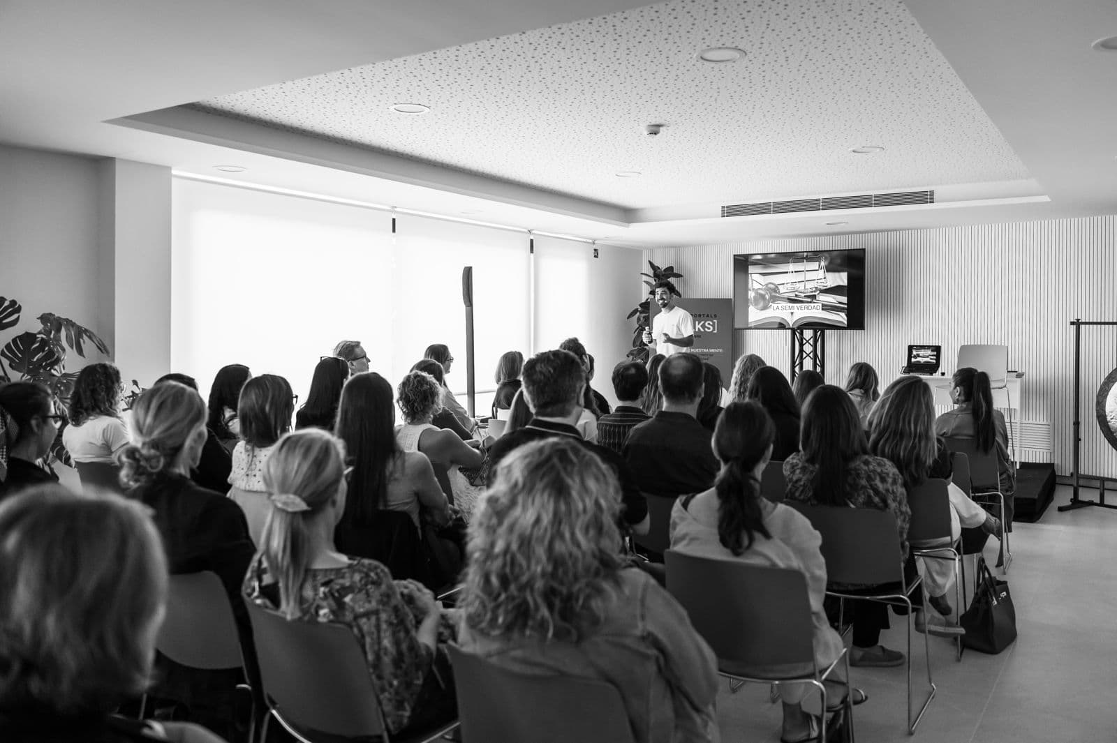 Puerto Talks — conferencia wellbeing en Puerto Portals